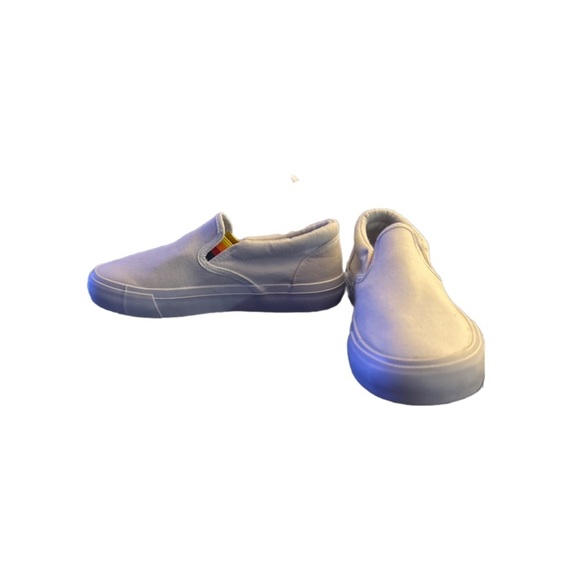 Aldi 2023Gear Canvas Slip-on White Multi Iconic Colors Shoes, NWOT Size 8 - Picture 4 of 6